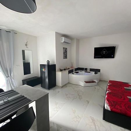 Апартаменты Tosk House Пескичи Экстерьер фото